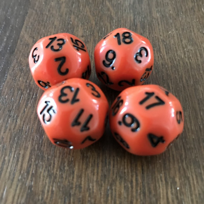 Dé Atypique  - D18 - Orange Noir-  Impact Miniatures