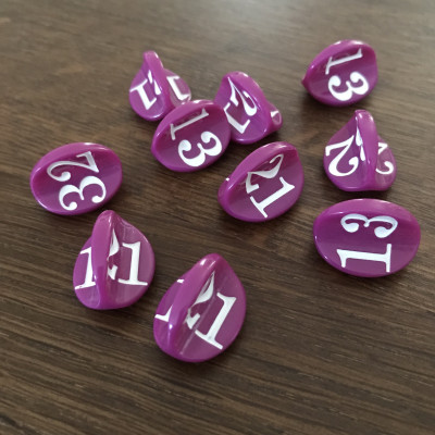 Dé Atypique  - D3 Apple - Mauve - Impact Miniatures