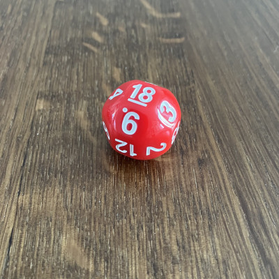 Dé Atypique - D18 - Rouge - Blanc -  Impact Miniatures