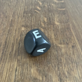 Dés Atypiques - D5 - Voyelles - Noir - Blanc -  Impact Miniatures