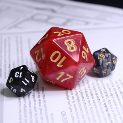 Titan Dice - Pearl - Rouge - Doré - HD