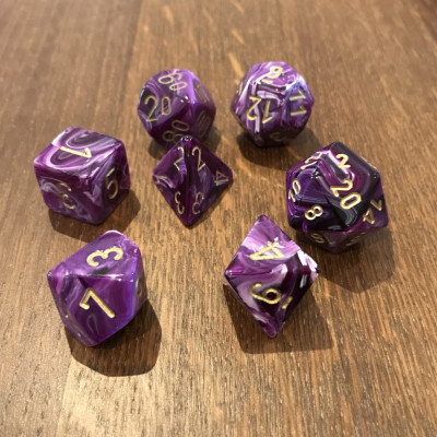 Chessex - Signature - Vortex - Pourpre - Set 7 dés - CHX 27437