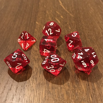 Chessex - Translucide - Rouge - Blanc - Set 7 dés - CHX 23074