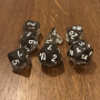 Chessex - Translucide - Fumée - Blanc - Set 7 dés - CHX 23078