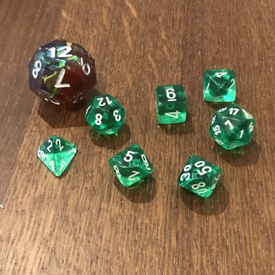 Chessex - Mini D20 - Translucide - Vert - Blanc - CHX 20375-D20