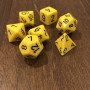 Chessex - Opaque - Jaune - Noir - Set 7 dés - CHX 25402