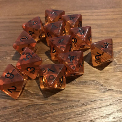 Dés Gem - D8 - Ambre - Noir - HD