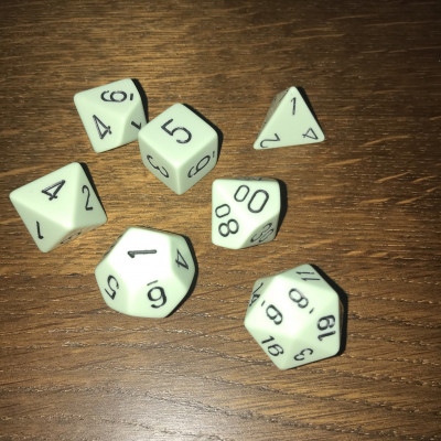 Chessex - Opaque - Pastel  - Vert -  Noir - Set 7 dés - CHX 25428
