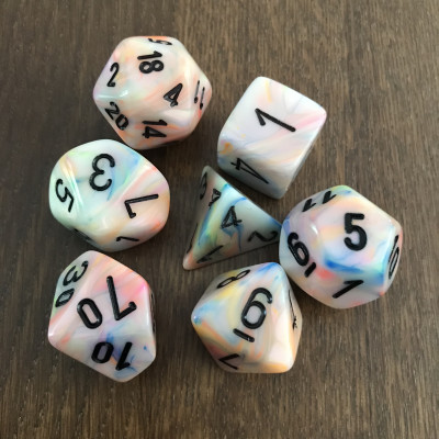 Chessex - Mega Hedral  - Festive - Circus - Noir - Set 7 dés