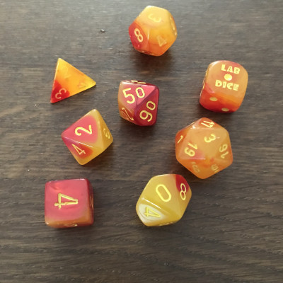 Chessex - Lab Dice 8  - Gemini -  Gellow - Rouge - Jaune - Luminary  - CHX 30051