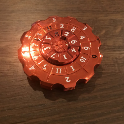 Spinning Dice - Metal - Rouge - Blanc