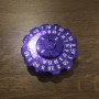 Spinning Dice - Metal - Pourpre - Blanc