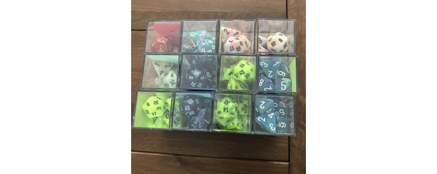 Mega-hedrals